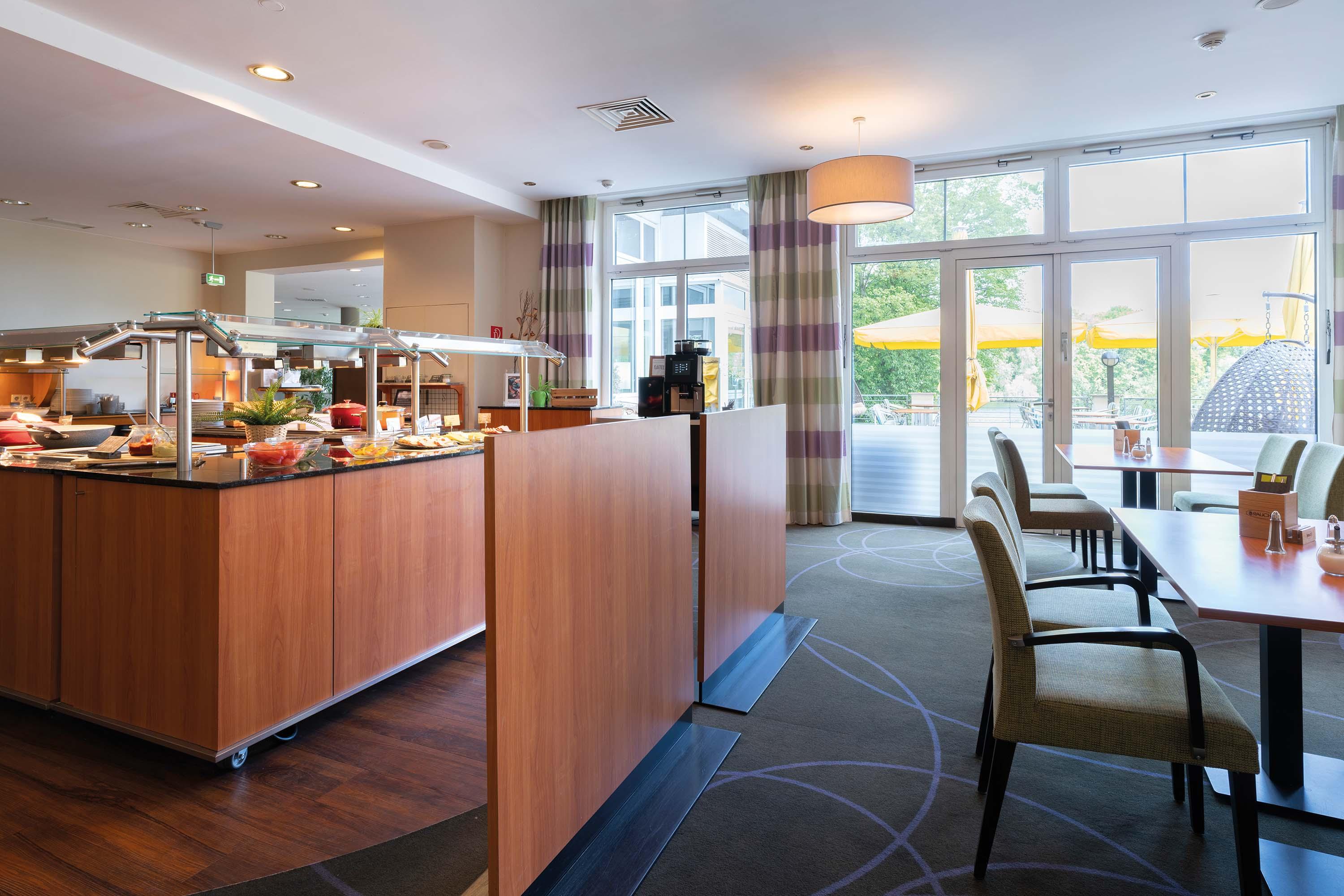 Seminaris Hotel Potsdam Griebnitzsee Exterior foto