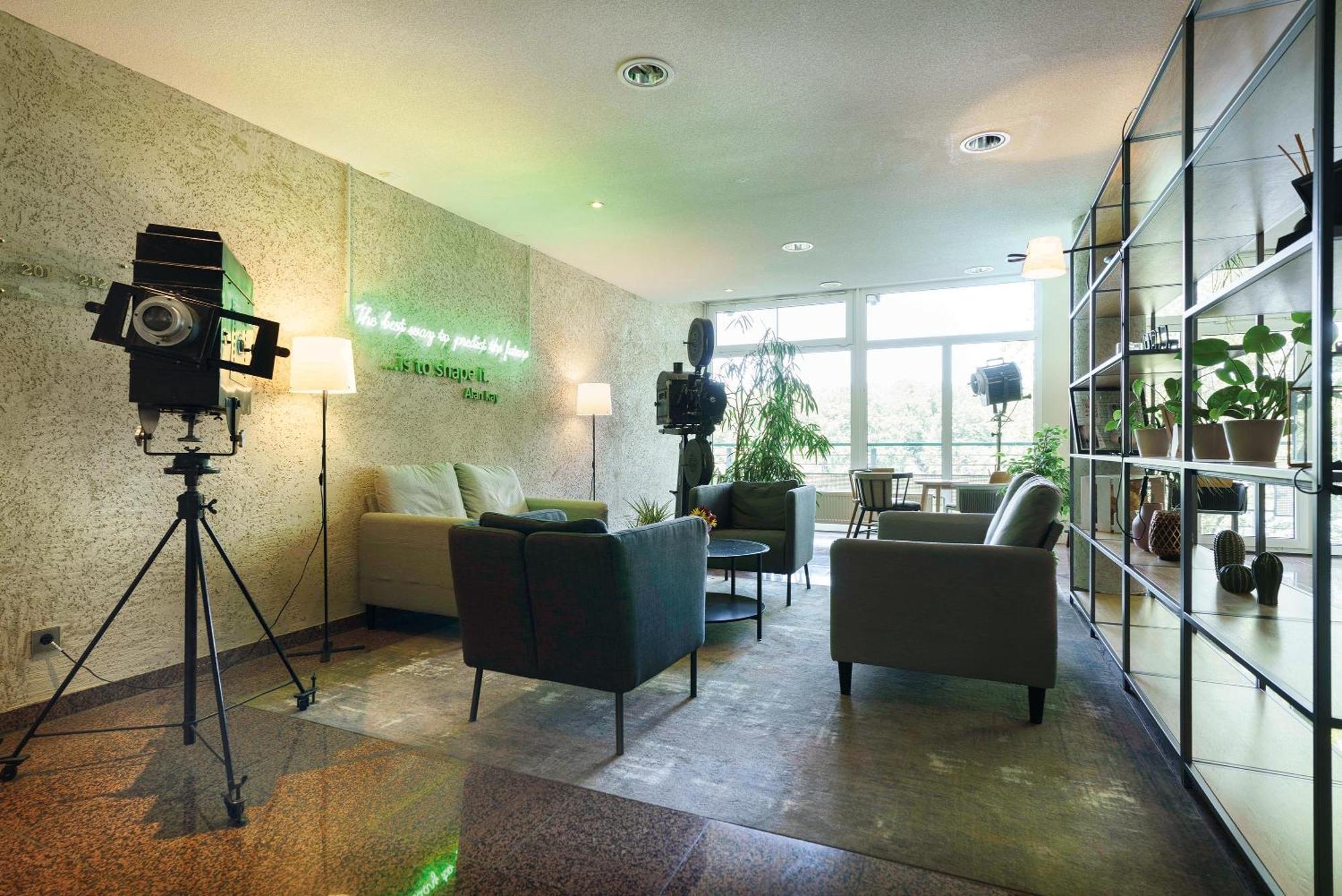 Seminaris Hotel Potsdam Griebnitzsee Exterior foto